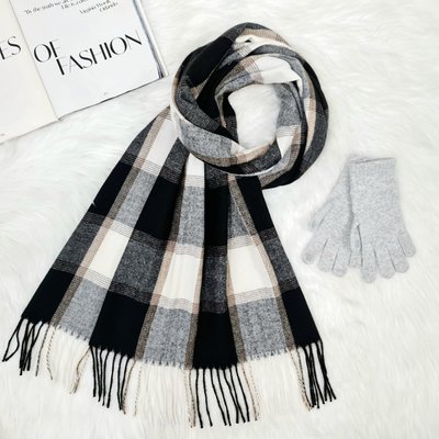 Комплект жіночий зимовий (шарф+рукавички) M&JJ One size сірий + чорний 8064 - 4166 8064 - 4166 фото