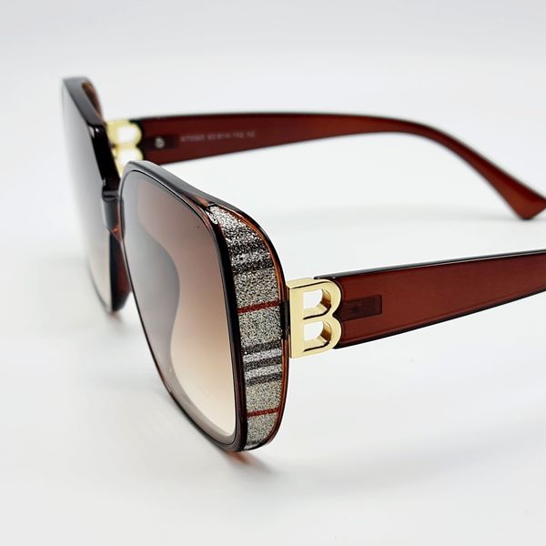 Сонцезахисні окуляри M&J Жіночі коричневий градієнт (7110) 7110 фото