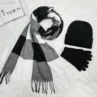 Комплект жіночий зимовий ангора з вовною (шапка+шарф+рукавички) ODYSSEY 56-58 см різнокольоровий 13760 - 1119 - 4062 мак фото