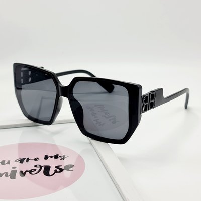 Сонцезахисні окуляри M&J Жіночі сірий (7747) 7747 фото