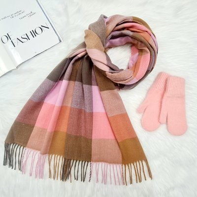 Комплект женский зимний (шарф+варежки) M&JJ One size Пудровый 8027 - 4140 8027 - 4140 фото