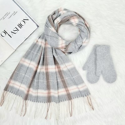 Комплект женский зимний (шарф+варежки) M&JJ One size Серый 8029 - 4131 8029 - 4131 фото
