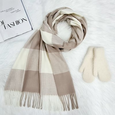 Комплект женский зимний (шарф+варежки) M&JJ One size Бежевый 1140 - 4148 1140 - 4148 фото