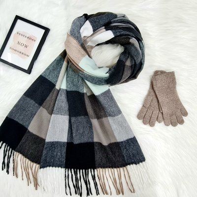 Комплект жіночий зимовий (шарф+рукавички) M&JJ One size бежевий 8025 - 4076 8025 - 4076 фото