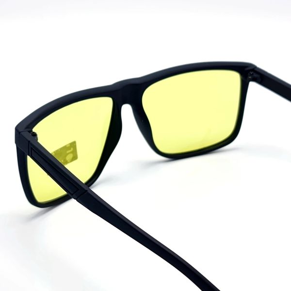 Сонцезахисні окуляри Чоловічі Поляризаційні з фотохромною лінзою Polarized жовтий (325) 325 фото