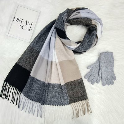 Комплект жіночий зимовий (шарф+рукавички для сенсорних екранів ) M&JJ One size сірий 1080 - 4113 1080 - 4113 фото