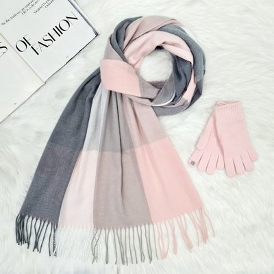 Комплект женский зимний (шарф+перчатки для сенсорных экранов) M&JJ One size розовый + серый 8050 - 4121 8050 - 4113 фото
