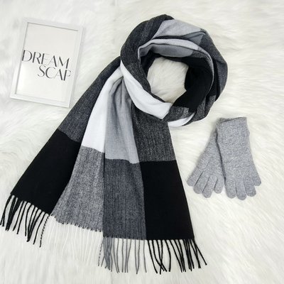 Комплект жіночий зимовий (шарф+рукавички) M&JJ One size сірий 1125 - 4002 1125 - 4002 фото
