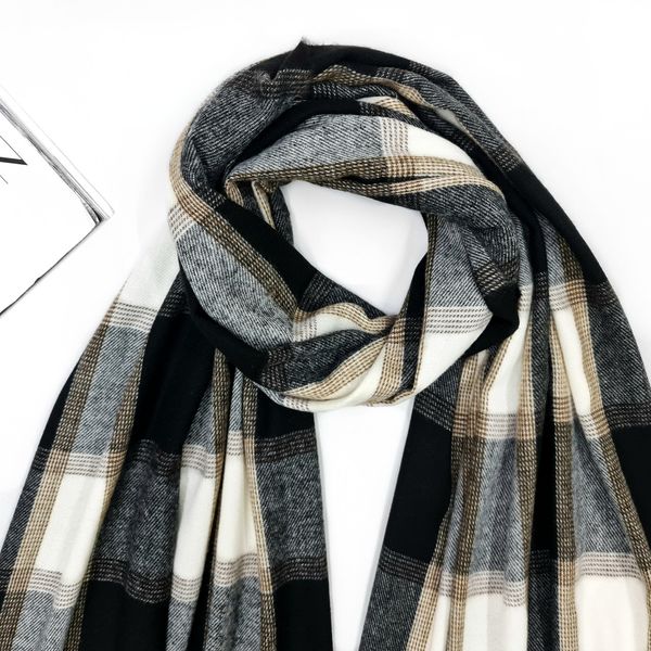 Комплект жіночий зимовий (шарф+рукавички) M&JJ One size сірий-чорний 8064 - 4002 8064 - 4002 фото