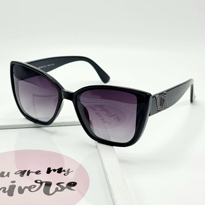 Сонцезахисні окуляри M&J Жіночі Поляризаційні сірий градієнт (102) 102 фото