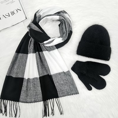 Комплект жіночий зимовий ангоровий на флісі (шапка+шарф+рукавиці) ODYSSEY 56-58 см різнокольоровий 12743 - 1119 - 4135 латина фото