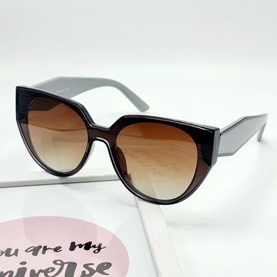 Сонцезахисні окуляри M&J Жіночі коричневий градієнт (7552) 7552 фото