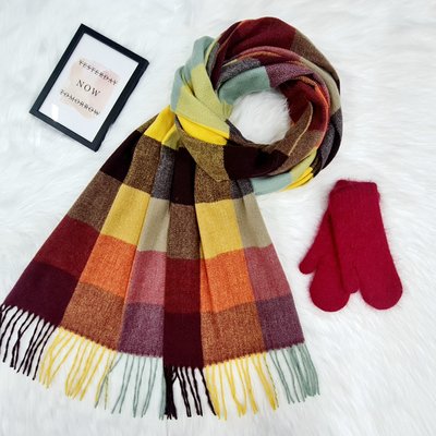 Комплект жіночий зимовий (шарф+рукавиці) M&JJ One size червоний 8024 - 4125 8024 - 4125 фото