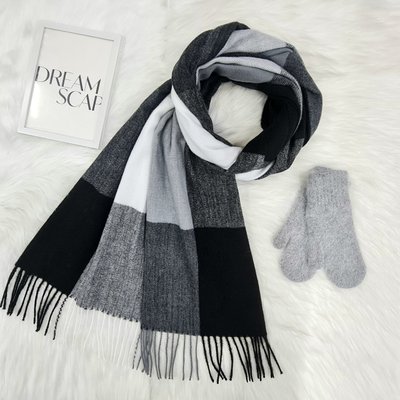 Комплект жіночий зимовий (шарф+рукавиці) M&JJ One size Сірий + чорний 1125 - 4220 1125 - 4220 фото