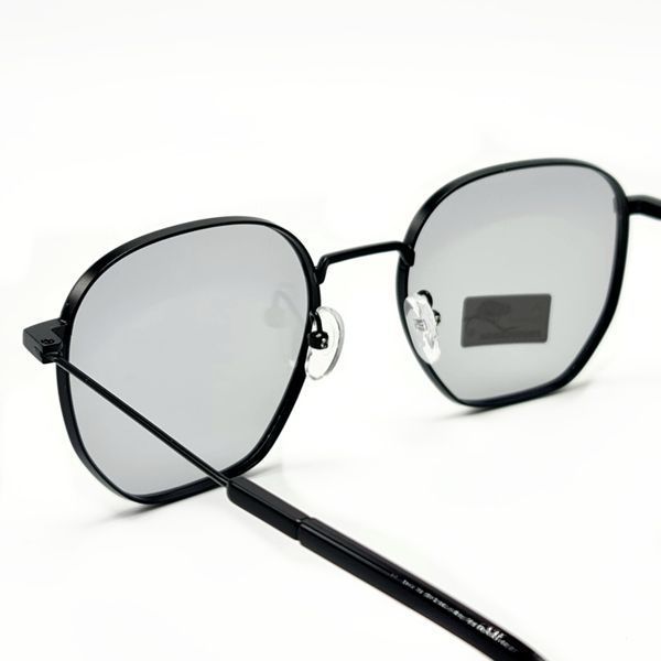 Солнцезащитные очки женские поляризационные с фотохромной линзой Polarized серый (265) 265 фото