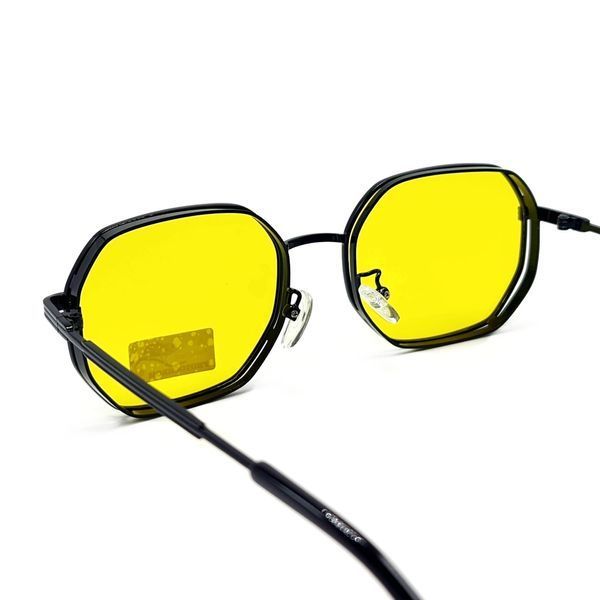 Солнцезащитные очки мужские поляризационные с фотохромной линзой Polarized желтый (348) 348 фото