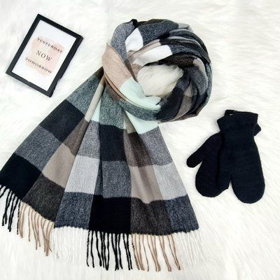 Комплект женский зимний (шарф+варежки) M&JJ One size черный + серый 8025 - 4106 8025 - 4106 фото