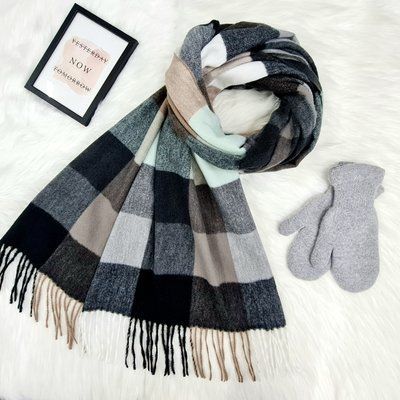 Комплект женский зимний (шарф+варежки) M&JJ One size Серый + черный 8025 - 4110 8025 - 4110 фото